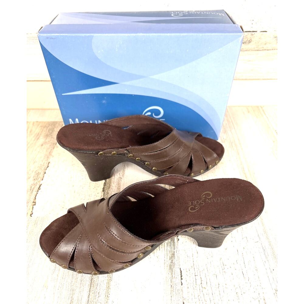 Mountain Sole Womens 9.5 Brown Edie Studded Wedge Sandals Casual Chic NWT - Picture 5 of 9